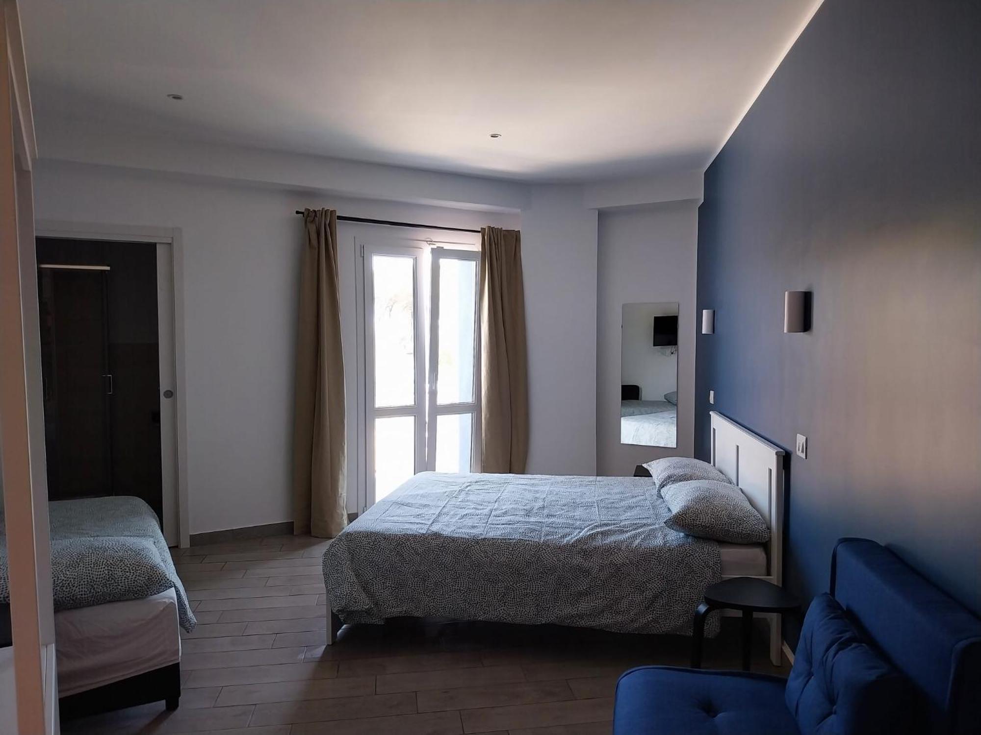 Levante Marina di Schiavonea Bagian luar foto